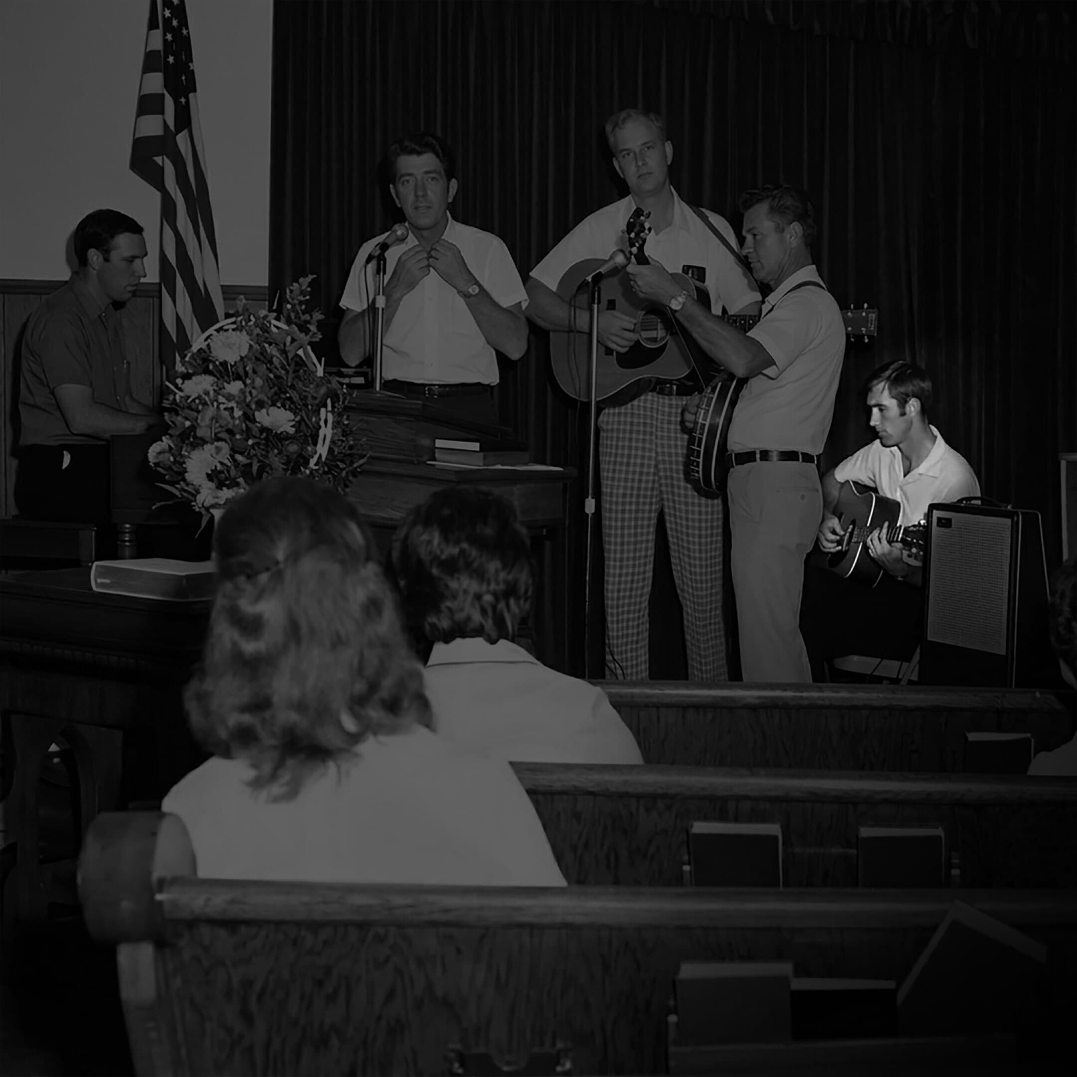 Willis Burnam and the Nameless Famous gospel group performing